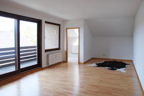 Foto - Schöne 3-Zi-Whg. mit EBK, 2 Bäder, 2 Balkone in IsernhagenAltwb.