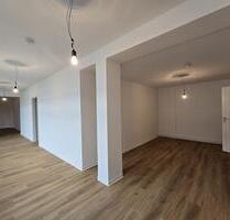 Besondere Dachgeschosswohnung mit Terrasse im Herzen von Offenbach - Offenbach am Main