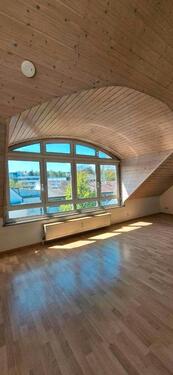 Foto - 3 Zimmer Dachgeschoßwohnung zur Miete in Wernau (Neckar)