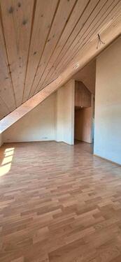 Foto - 3 Zimmer Dachgeschoßwohnung in Wernau (Neckar)