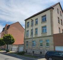 Ansprechende 4-Zimmer-Wohnung mit großem Balkon in Apolda
