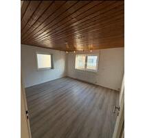 Wohnung 110qm mit Stellplatz - 900,00&nbsp;EUR Kaltmiete, ca.&nbsp; 110,00&nbsp;m&sup2; in Bopfingen (PLZ: 73441)