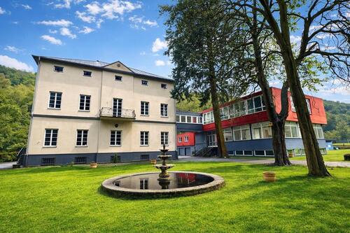 Foto - Büroflächen in ruhiger Parkanlage zu vermieten
