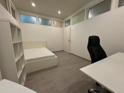 Foto - Stylisches WG-Zimmer in modernem Industrie-Loft 