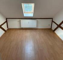 Hell - ruhig - freundlich - 2-Zimmer-Wohnung im DG - Lichtenau