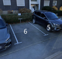 gepflegter Stellplatz vor Mehrfamilienhaus - Dortmund Huckarde