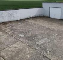 Kleine Halle, große Garage mit 2 Toren - Schwalmtal