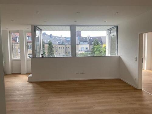 Foto - 3-Zimmer-Wohnung mit Loggia in zentraler Lage
