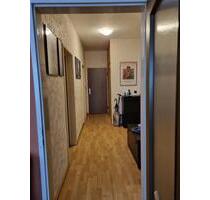 Gepflegte 3 Zimmer Eigentumswohnung in Bischofsheim