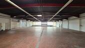 Foto - Große, moderne KFZ-Halle 800m² mit großzügiger, überdachter Freifläche und Wohnung in Geldern