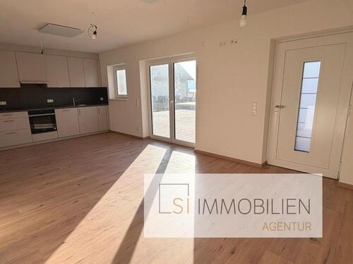 Foto - 2 Zimmer · Einbauküche · Terrasse · Neubau