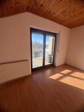 Foto - Dachgeschoßwohnung in Nauroth zur Miete