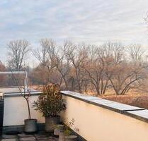 Helle 2,5 Zimmer Maisonettewohnung mit großer Dachterrasse - March