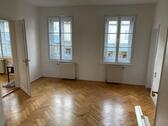 Foto - Exklusive 3 Zimmer Altbau Wohnung direkt am Kapellplatz