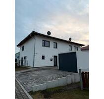 Doppelhaushälfte 5 Zimmer DHH - erst 3 Jahre alt - Landau an der Isar