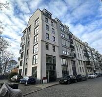 Moderne Maisonette-Wohnung in Leipzig mit Balkon und Einbauküche