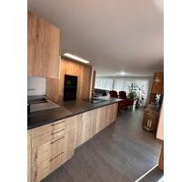 Moderne Gartengeschosswohnung mit Wintergarten und Garten - Forchtenberg