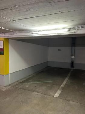 Foto - Tiefgaragenstellplatz zu vermieten – Einzelplatz, kein Duplex