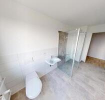 Großzügige 2-Raum-Wohnung mit bodengleicher Dusche - Chemnitz Markersdorf Großzügige 2-Raum-Wohnung mit bodengleicher Dusche - Chemnitz Markersdorf