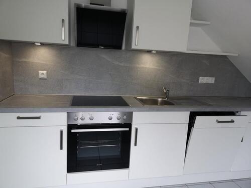 Foto - Geräumige Dachgeschosswohnung in ruhiger Lage zu vermieten.