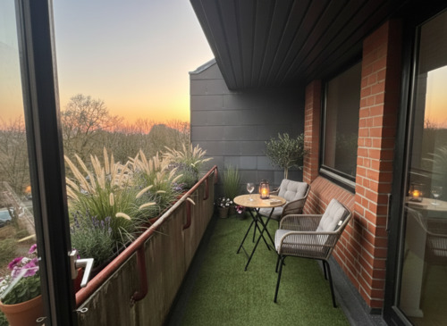 Foto - Sofort frei · 4-Zi.-Whg. · 96m² · 2 Balkone · TG · provisionsfrei