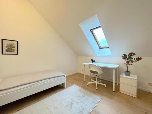 Foto - WG-Zimmer möbliert 