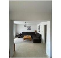 *von Privat* Exklusive 6-Raum-Wohnung mit Balkon und Einbauküche - Stuttgart Neuwirtshaus