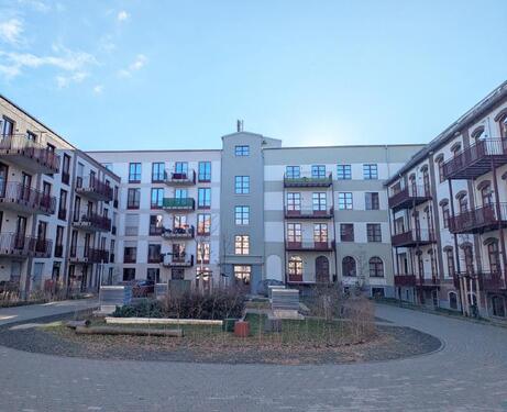 Foto - EBK, Balkon, Parkett, TG: sanierter Altbau im Erstbezug!