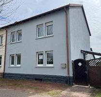 Gepflegtes 1–2 Familienhaus in ruhiger Lage von Saarbrücken