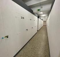 Selfstorage Lager Mieten Lagerbox Mietlager Lagerraum Halle Garage Lagerhalle - Lübeck Sankt Lorenz Nord