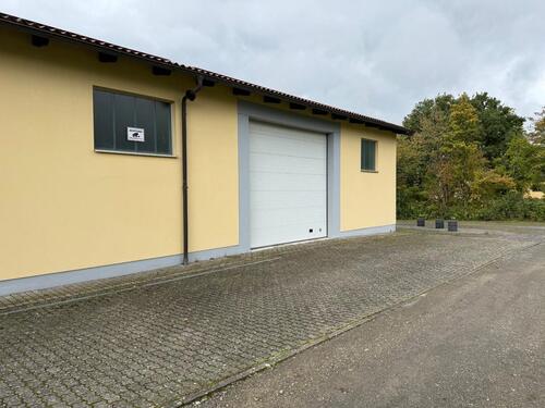 Foto - LagerhalleStellplatz 225 m² zur Miete: Lagerfläche, Wohnmobile,.