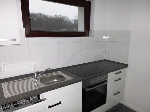 Foto - Lichtdurchflutete 2-ZWHG m. großem Balkon zentral gelegen