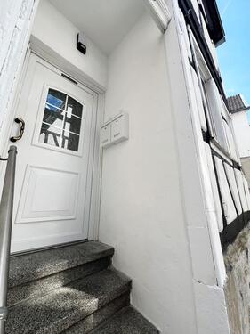 Foto - Freistehendes Zweifamilienhaus mit Baugrundstück bei Bonn