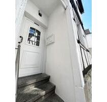 Freistehendes Zweifamilienhaus mit Baugrundstück bei Bonn - Remagen