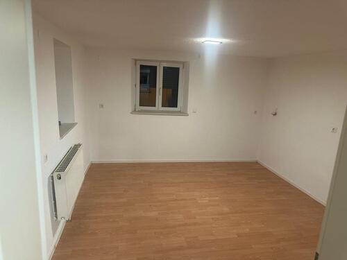 Foto - 1 Zimmer Wohnung - 500,00&nbsp;EUR Kaltmiete, ca.&nbsp; 30,00&nbsp;m&sup2;