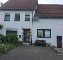 Einfamilienhaus - 280.000,00 EUR Kaufpreis, in Mehren (PLZ: 54552)