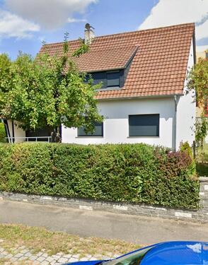 Foto - Großzügiges Haus in guter Lage mit Garten