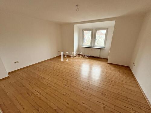 Foto - Renovierte & lichtdurchflutete 2-Zimmer-Wohnung in zentraler Lage