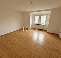 Renovierte & lichtdurchflutete 2-Zimmer-Wohnung in zentraler Lage - Schweinfurt Gartenstadt