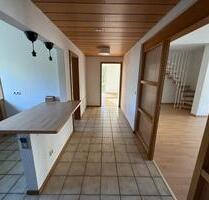 Helle, großzügige Maisonette-Wohnung in ruhiger Lage (Göttingen)