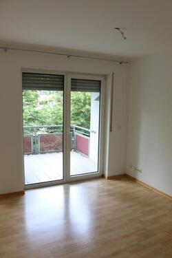 Foto - Komfortabel geschnitten Zweizimmerwohnung- moderne Architektur mit Einbauküche und Balkon