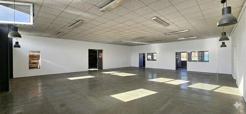 Foto - Hallenfläche Lager Werkstatt Atelier zu vermieten – 384 m²