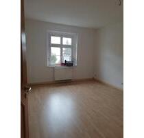 3Raum mit Balkon - 410,00&nbsp;EUR Kaltmiete, ca.&nbsp; 63,00&nbsp;m&sup2; in Altenburg (PLZ: 04600)