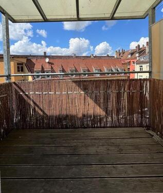 Foto - Erstbezug nach Teilrenovierung – Helle 2-Zimmer-Wohnung mit Balkon in gepflegtem Mehrfamilienhaus