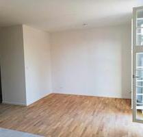 Helle 2 Zi- Wohnung mit Balkon in ruhiger Lage - Hanau Großauheim