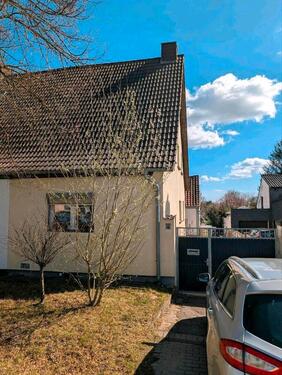 Foto - Doppelhaus zu vermieten - 650,00&nbsp;EUR Kaltmiete, ca.&nbsp; 90,00&nbsp;m&sup2;