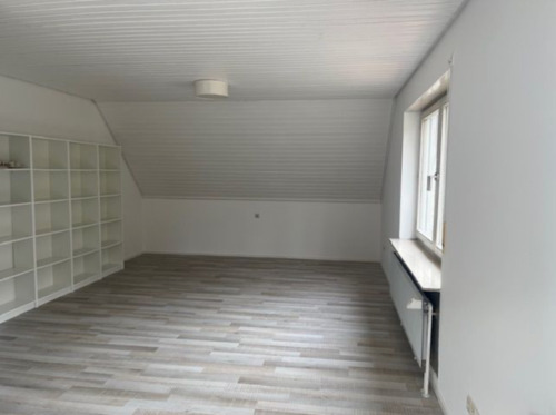 Foto - 3 Zimmer Dachgeschoßwohnung zur Miete in Karlsruhe