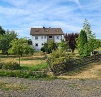 Mehrgenerationenhaus in ruhiger Ortsrandlage von Staufenberg