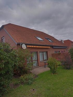 Foto - gut erhaltene Doppelhaushälfte - 190.000,00&nbsp;EUR Kaufpreis, ca.&nbsp; 104,00&nbsp;m&sup2;