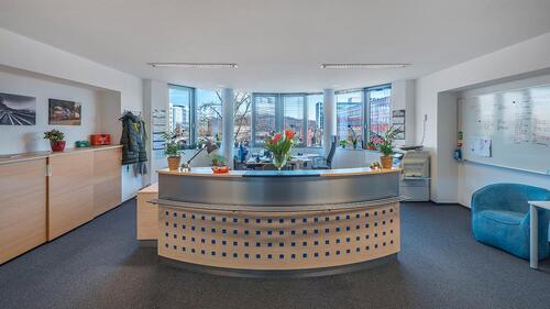 Foto - Einzelbüros von 15qm bis 53qm auf moderner Bürofläche - All-in-Miete